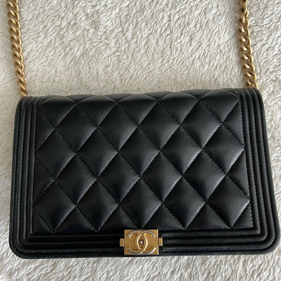 Chanel Boy Bag WOC - Picture 2 of 13